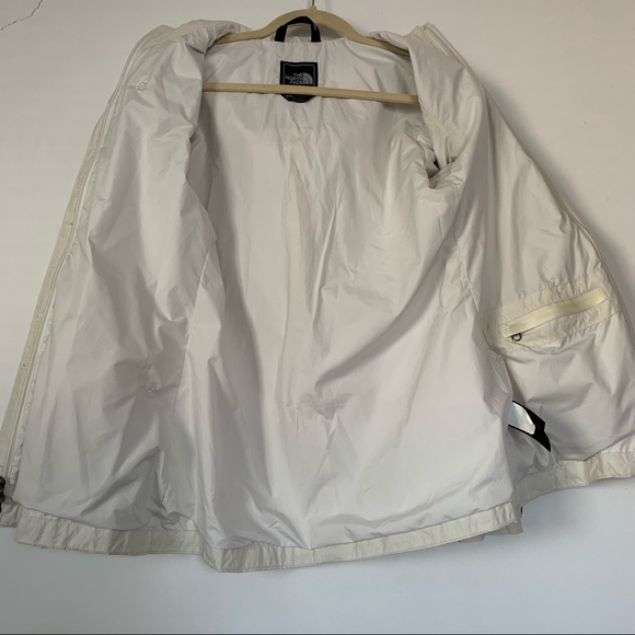 THE NORTH FACE Vintage White Carli Rain Jacket - Picture 14 of 16
